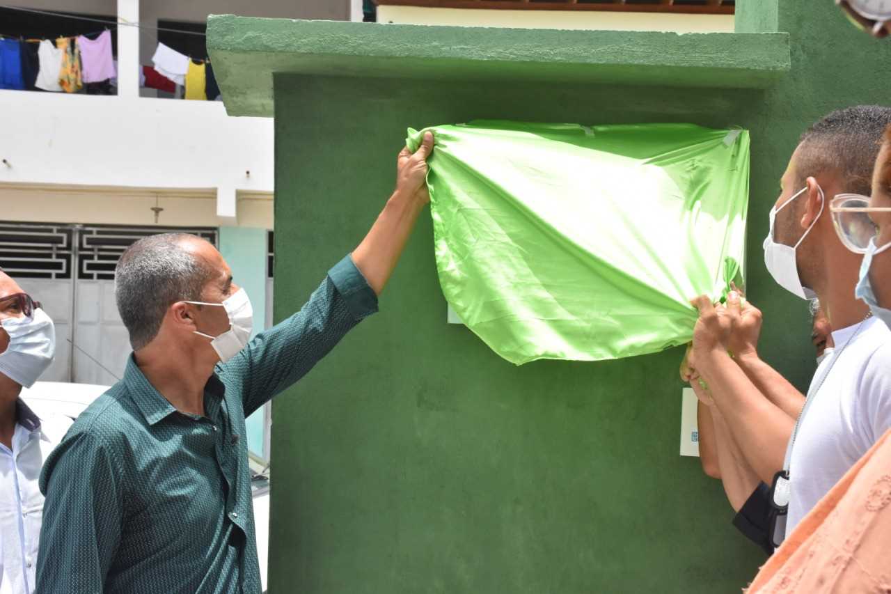 Camacã: Prefeitura entrega a nova feira livre de São João do Panelinha